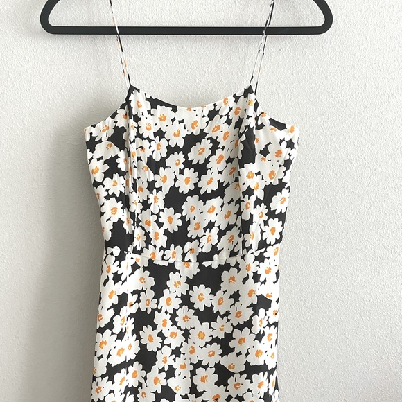 Jnsq dress - Picture 4 of 7